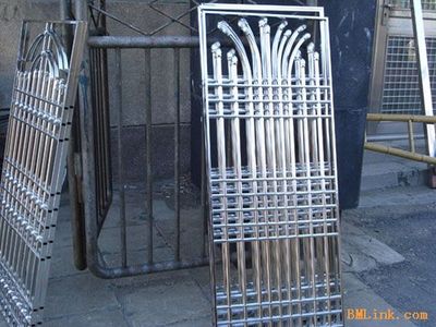 大連白鋼與不銹鋼制品的專業供應 從模具到成品的品質保障